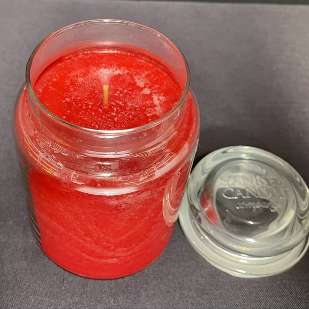 Yankee Candle SPARKLING CINNAMON Candle Great Holiday Red Large 22oz NEW